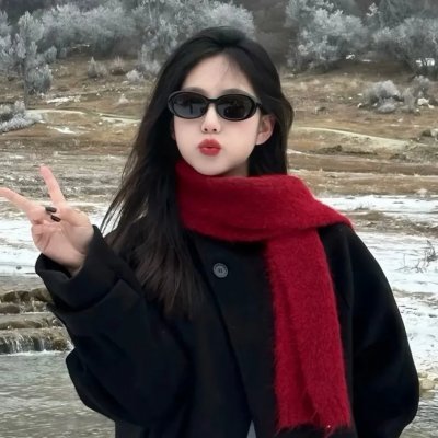 30拉紧抱 焦点海报