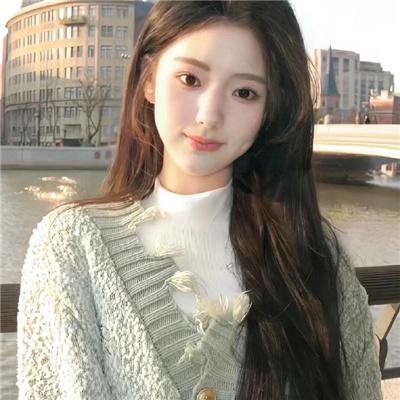 恶魔是一个女人 高清封面