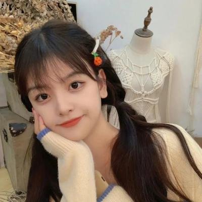 葡萄架下的女神 高清封面